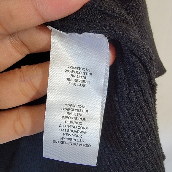 ELIE TAHARI Black Ribbed Knit Sweater Top Sz L Short Sleeve Crewneck Minimalist - Picture 10 of 12